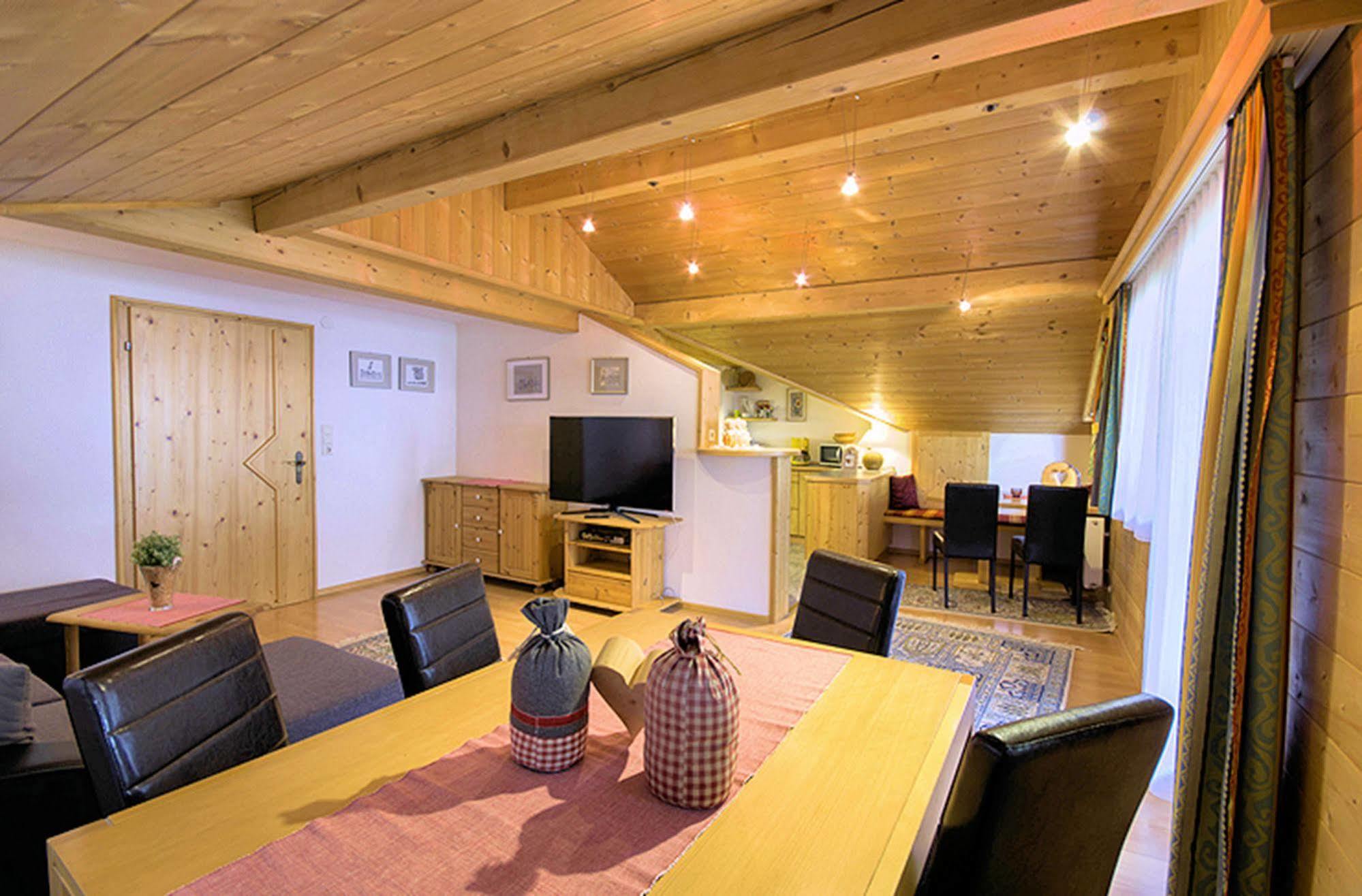 Gästehaus Hackl Sautens Exteriör bild