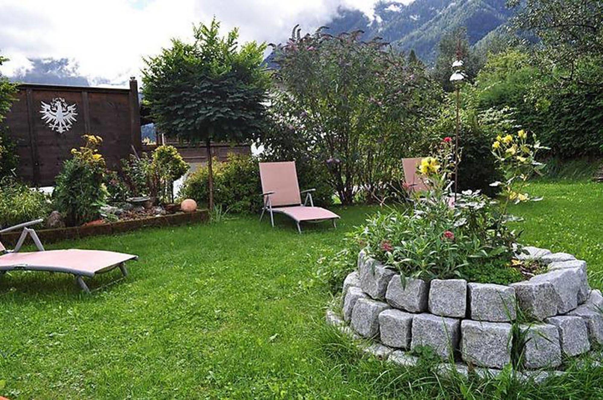 Gästehaus Hackl Sautens Exteriör bild